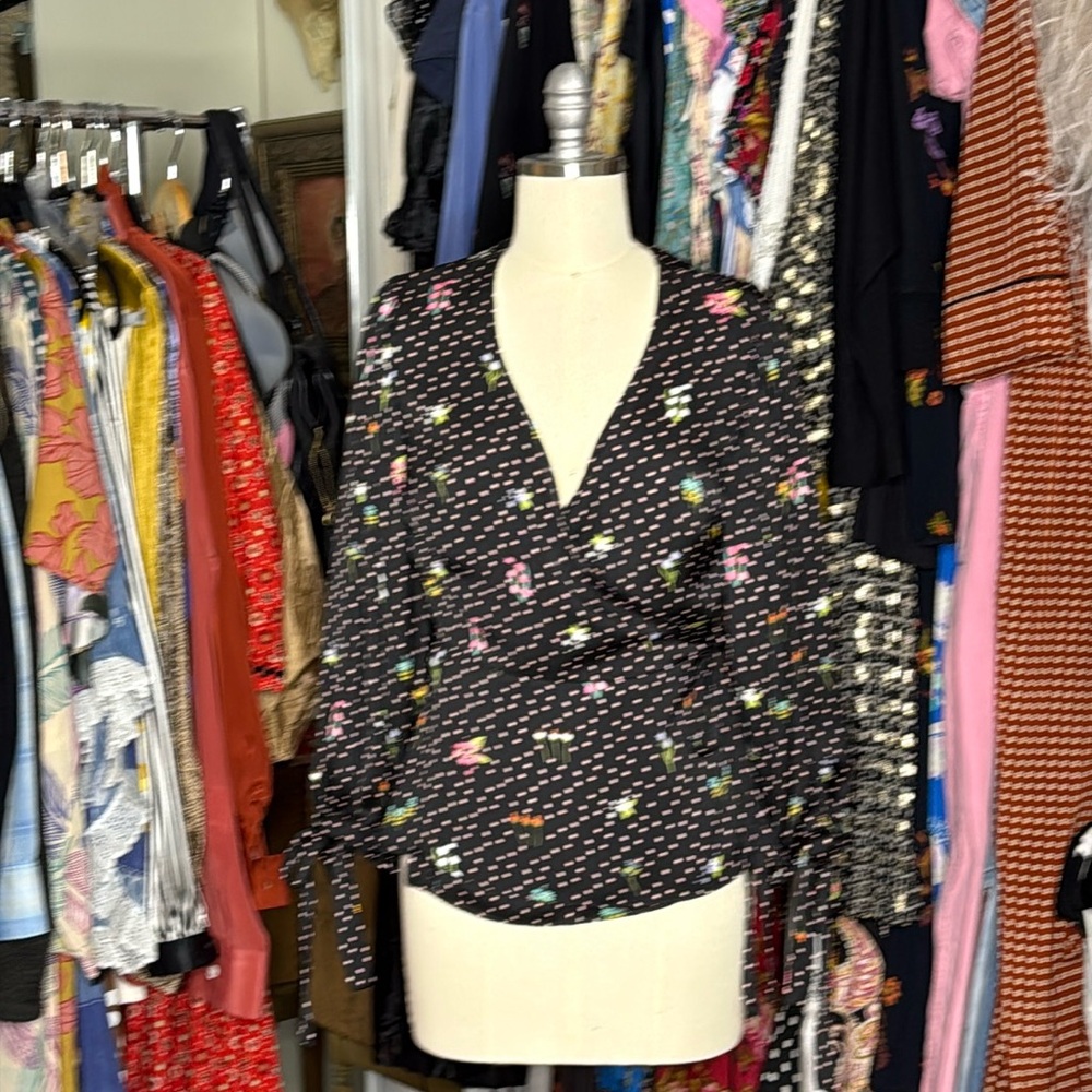 TOPSHOP Spring Time Floral Wrap Blouse Size 6